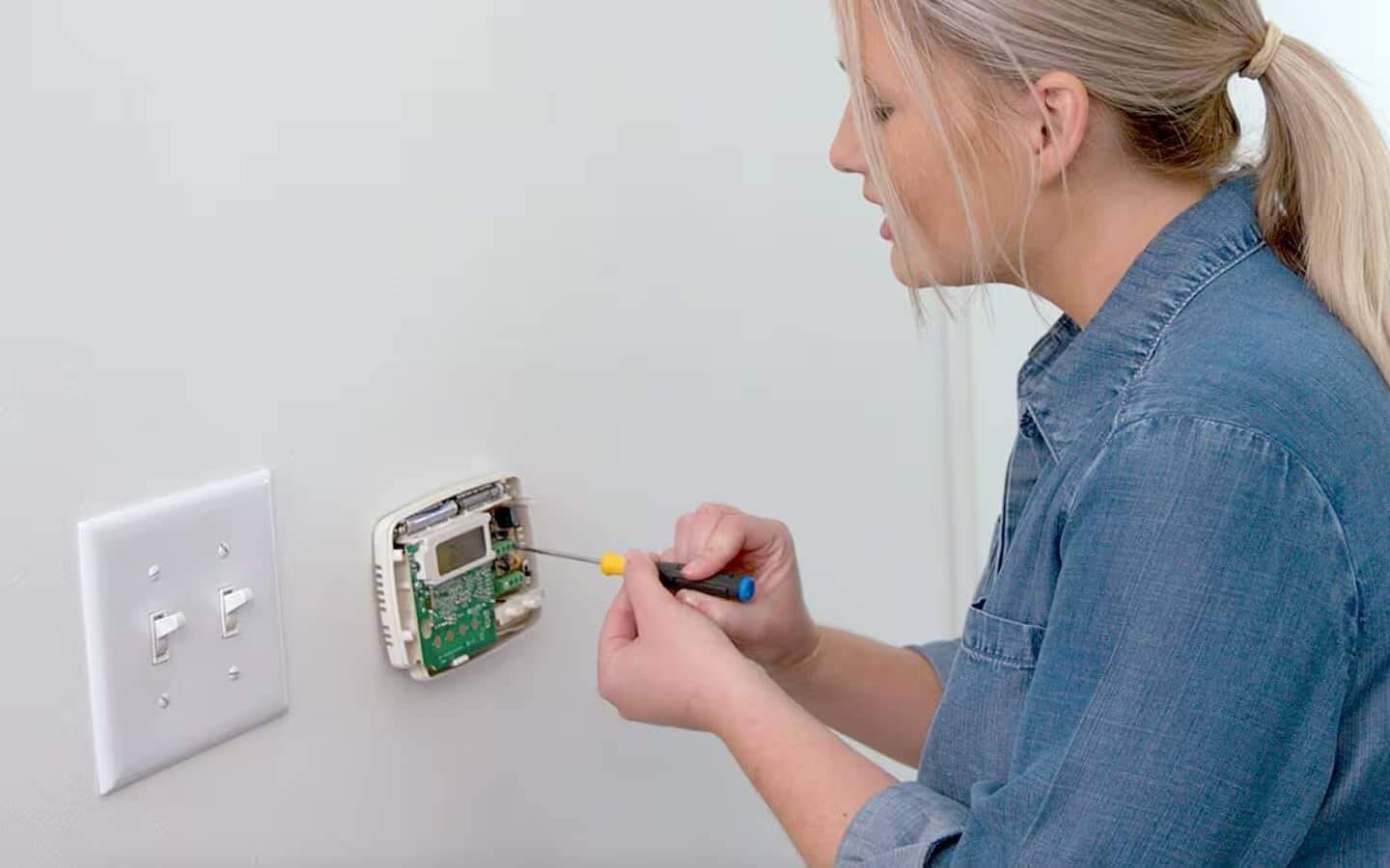 How to install a thermostat step 3